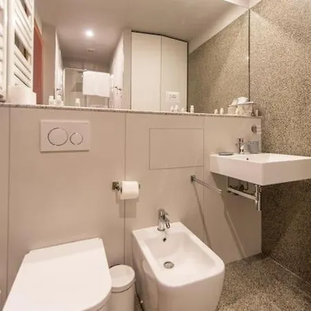 Agape Elegante In Pieno Centro Hotel