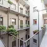 Hotell Agape Elegante In Pieno Centro